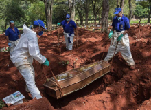 Mais de 3 mil profissionais de saúde morreram de Covid-19 em todo o mundo