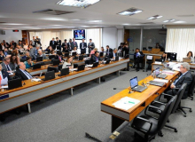 CCJ do Senado aprova fim da estabilidade do servidor público