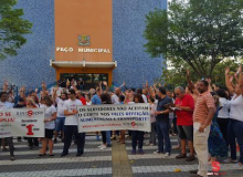 Servidores de São José dos Campos aprovam estado de greve