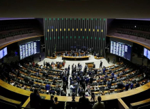 Câmara aprova pensão para filhos de vítimas de feminicídio