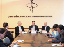 CNBB condena discursos radicais e pede respeito à democracia