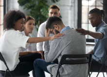 É hora de priorizar a saúde mental no local de trabalho